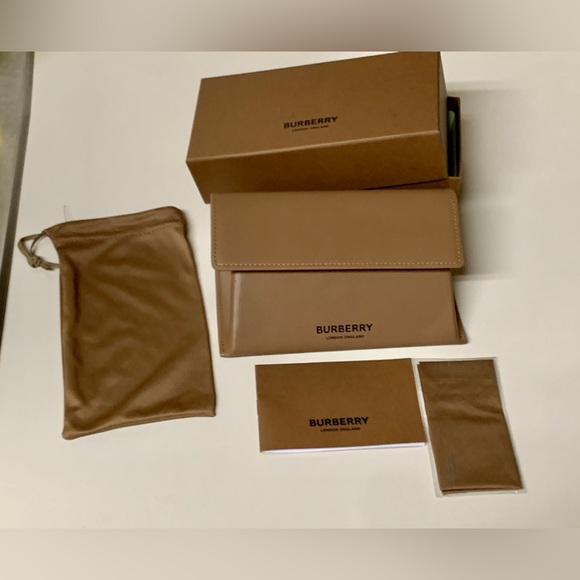 Burberry Camel Brown Leather Eyeglasses Case with Complete Set of Accessories - Picture 4 of 13
